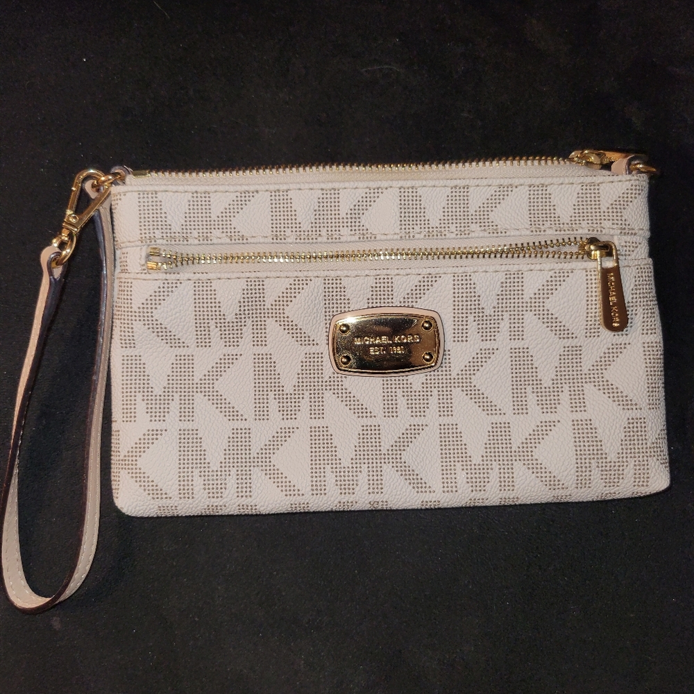 Michael Kors clutch NWOT